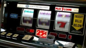Slot game online là một trong những trò chơi đánh bài được ưa chuộng hiện nay. Mỗi máy slot gồm 3 – 5 hàng ngang và hàng dọc mang nhiều biểu tượng khác nhau, tương ứng với chủ đề mỗi trò chơi. Hãy đến FUN88 casino trực tuyến để biết thêm thông tin nhé